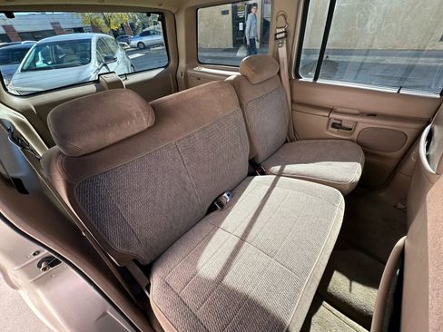 Used 1997 Ford Explorer 4WD 4-Door image 17