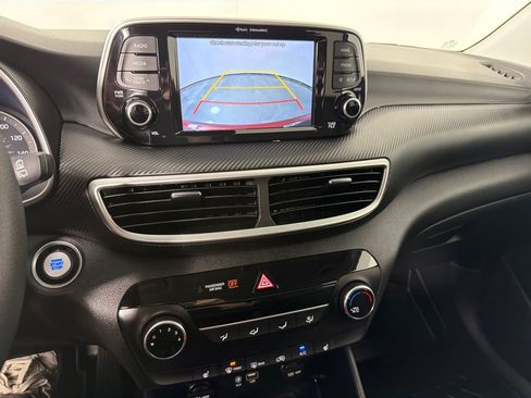 Used 2021 Hyundai Tucson Value FWD image 15