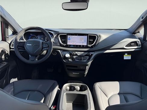 New 2026 Chrysler Pacifica Select image 38