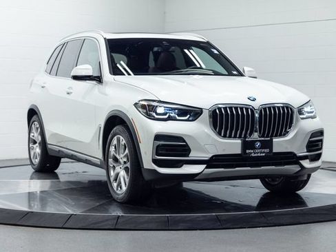 Used 2023 BMW X5 xDrive40i w/ Premium Package AWD/4WD image 4