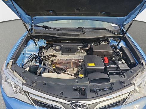 Used 2012 Toyota Camry LE image 26