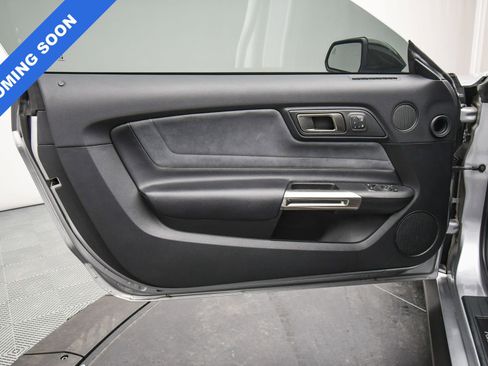 Used 2020 Ford Mustang Shelby GT350 w/ Technology Package image 43