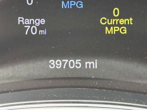 Used 2021 Jeep Grand Cherokee Limited AWD/4WD image 18