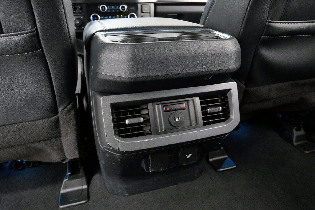 Used 2023 Ford F250 Lariat w/ Lariat Ultimate Package AWD/4WD image 23