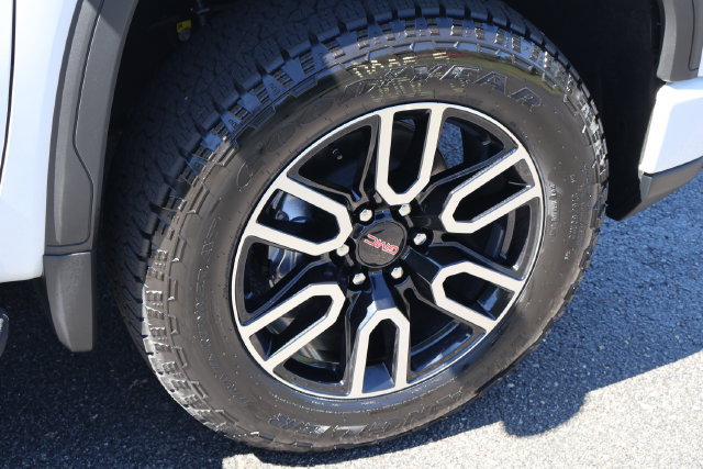 New 2026 GMC Sierra 1500 AT4 AWD/4WD image 30