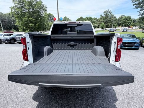 Used 2023 Chevrolet Silverado 1500 LTZ w/ LTZ Convenience Package II AWD/4WD image 9