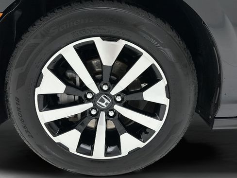 Used 2025 Honda Odyssey EX-L image 9