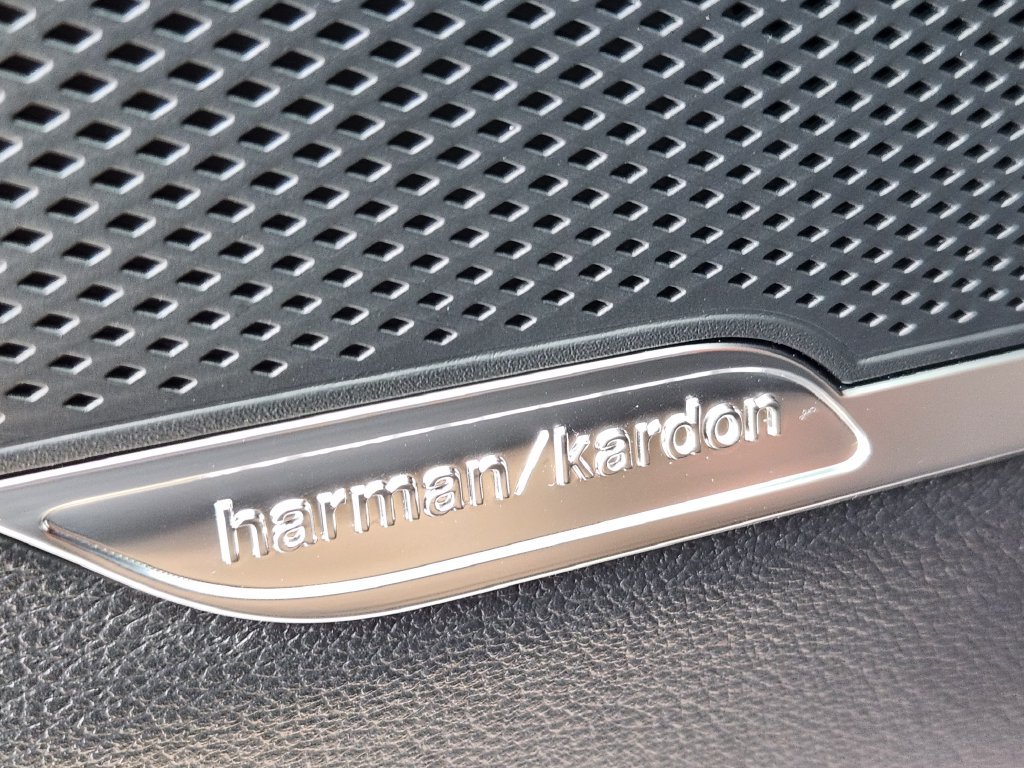 New 2026 Kia Sportage SX FWD image 20