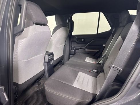 Used 2025 Toyota 4Runner TRD Off-Road image 12