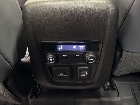 Used 2023 Buick Enclave Essence w/ Experience Buick Package image 39