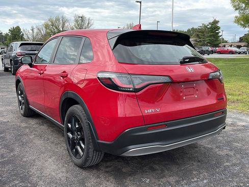Used 2023 Honda HR-V Sport image 4