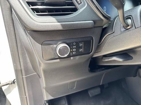 Used 2025 Ford Escape ST-Line FWD image 20