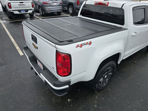 Used 2018 Chevrolet Colorado LT image 27