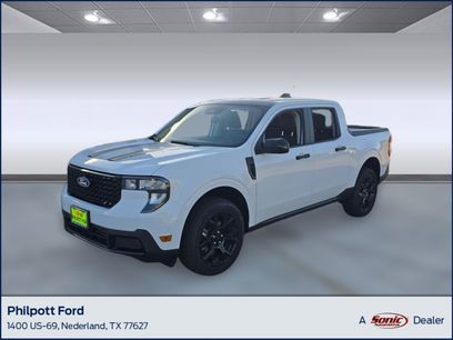 New 2025 Ford Maverick XLT w/ Black Appearance Package