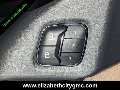 Used 2023 Ford Expedition Max XLT image 26