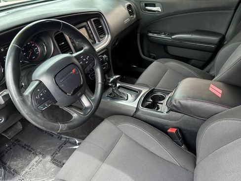 Certified 2017 Dodge Charger SE w/ Blacktop Package RWD image 10