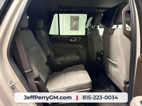 Used 2021 GMC Yukon SLT w/ SLT Luxury Plus Package AWD/4WD image 26