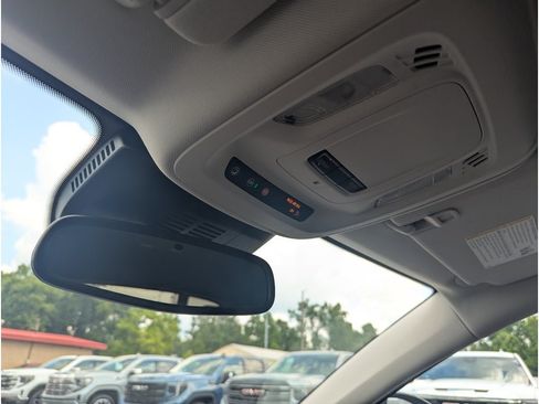 Used 2024 Buick Envision Preferred AWD/4WD image 23