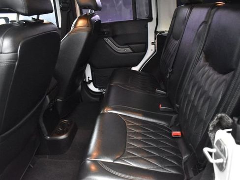 Used 2013 Jeep Wrangler Unlimited Sport AWD/4WD image 21