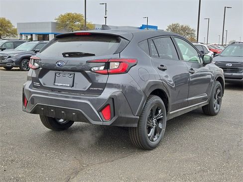 Used 2025 Subaru Crosstrek 2.0i image 4