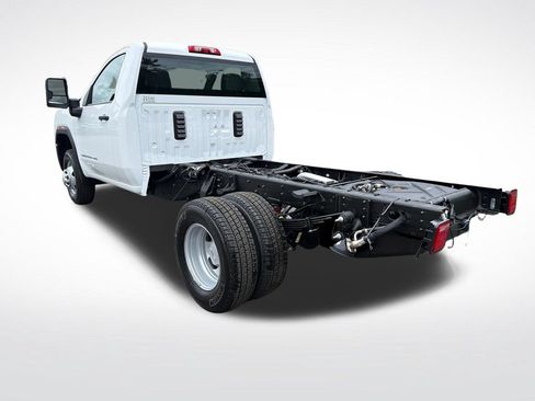 New 2026 GMC Sierra 3500 Pro w/ Snow Plow Prep Package AWD/4WD image 3