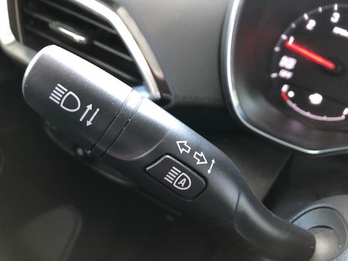 Used 2023 Chevrolet TrailBlazer LT image 31