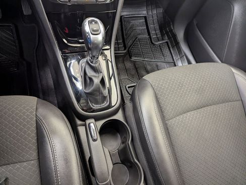 Used 2020 Buick Encore Sport Touring w/ Safety Package image 14