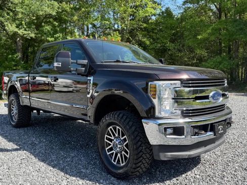 Used 2019 Ford F250 Lariat w/ FX4 Off-Road Package AWD/4WD image 1