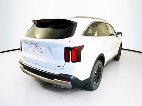 New 2026 Kia Sorento S image 5