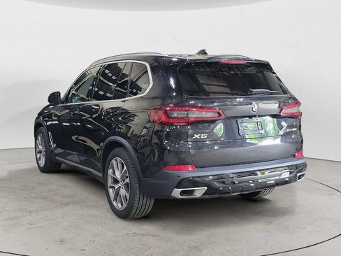 Used 2022 BMW X5 xDrive40i w/ Premium Package AWD/4WD image 3
