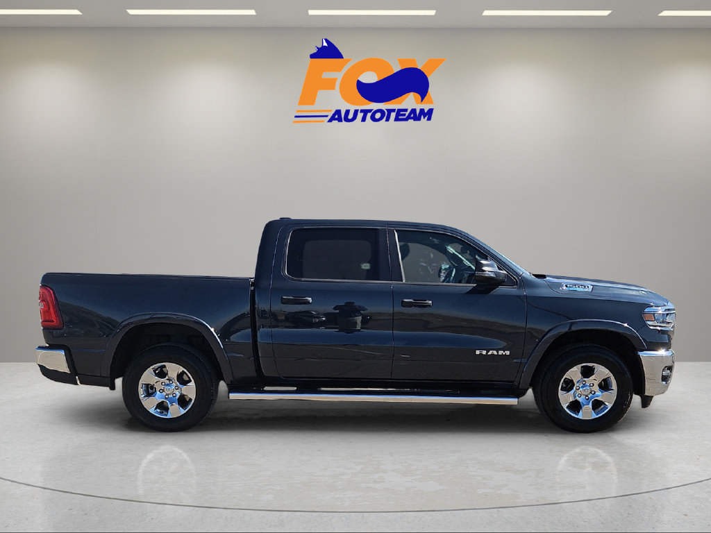 Used 2025 RAM 1500 Big Horn AWD/4WD image 6