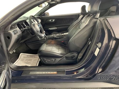 Used 2018 Ford Mustang Premium RWD image 16