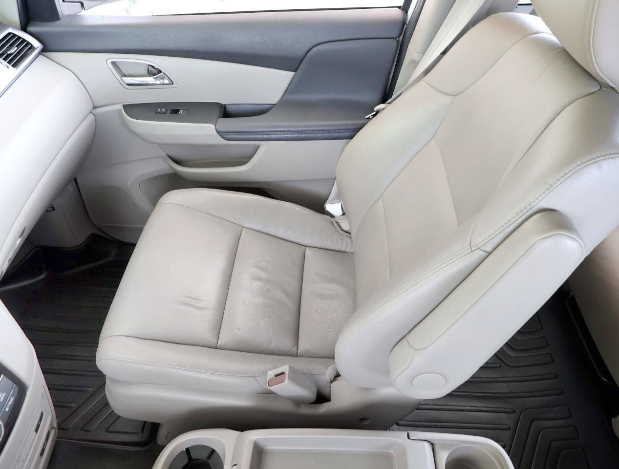 Used 2015 Honda Odyssey EX-L image 19