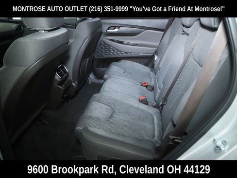 Used 2019 Hyundai Santa Fe SE image 29