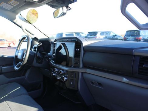 Used 2024 Ford F150 XLT w/ FX4 Off-Road Package image 30