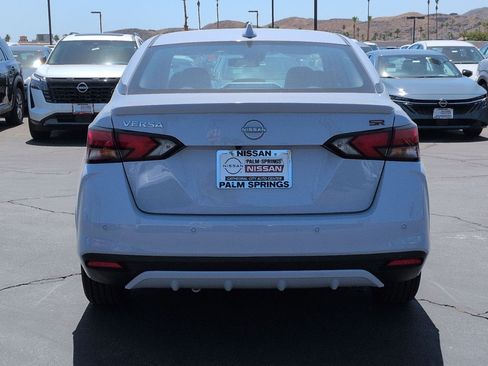 New 2025 Nissan Versa SR w/ Trunk Package FWD image 4