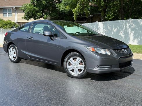 Used 2013 Honda Civic LX image 2