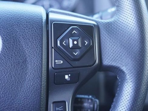 Used 2021 Toyota Tacoma TRD Sport image 27