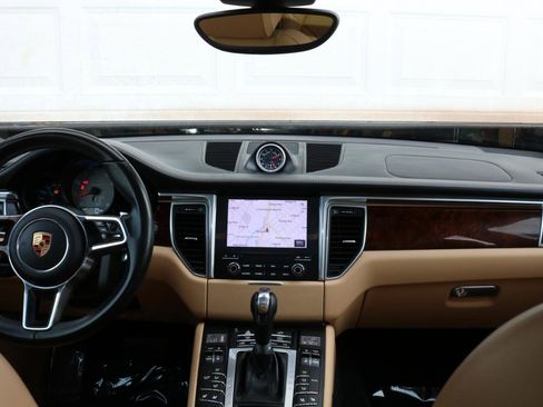 Used 2018 Porsche Macan S AWD/4WD image 50