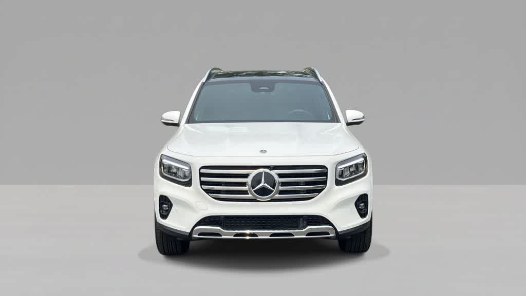 Used 2026 Mercedes-Benz GLB 250 4MATIC image 8