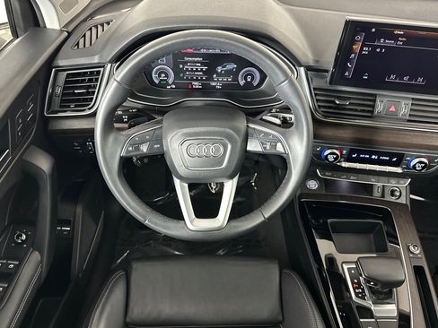 Used 2023 Audi Q5 e Premium Plus w/ Premium Plus Package image 13