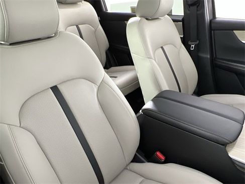 Certified 2025 MAZDA CX-90 Plug-In Hybrid w/Premium Sport image 26