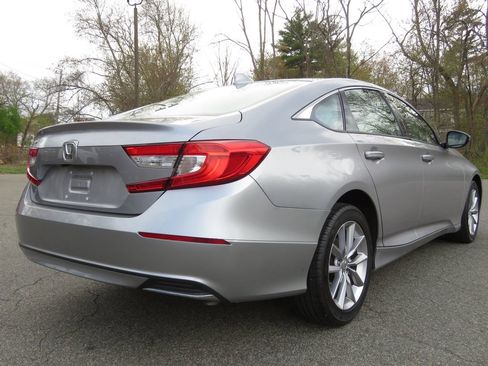 Used 2021 Honda Accord LX image 5