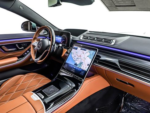 Used 2026 Mercedes-Benz Maybach S 680 4MATIC image 5