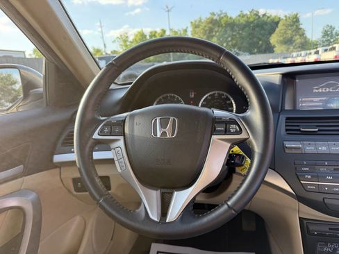 Used 2011 Honda Accord EX-L image 18