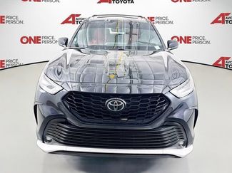 Used 2023 Toyota Highlander XSE video 2