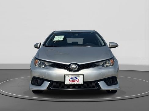 Used 2018 Toyota Corolla iM w/ Protection Package image 2