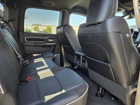 New 2025 RAM 2500 Laramie image 28