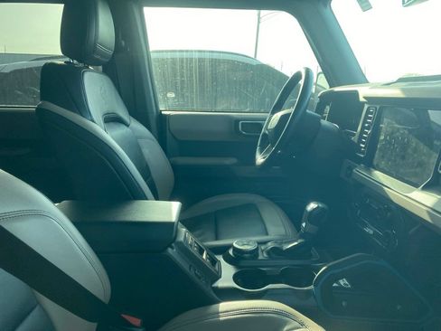 Used 2022 Ford Bronco Wildtrak AWD/4WD image 8