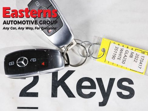 Used 2022 Mercedes-Benz GLA 250 4MATIC w/ Premium Package Lite image 27